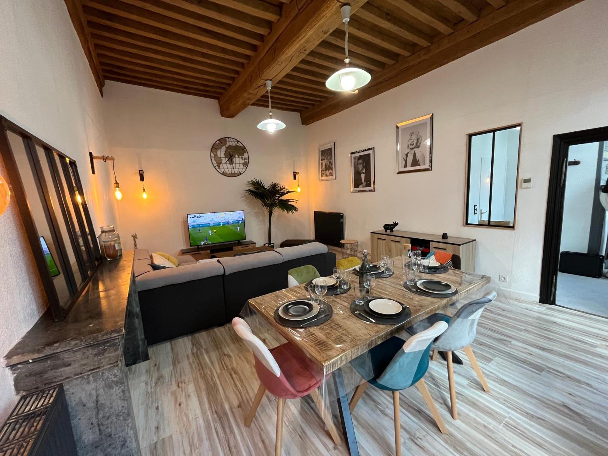 Appartement 6 Personnes - Au Coeur Du Centre Ville Paray-le-Monial Dış mekan fotoğraf